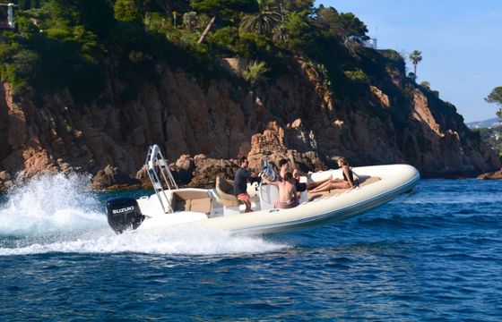 RIB Hydrosport 737 200hp