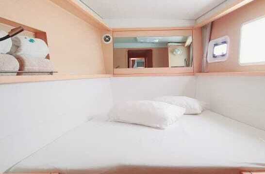 Catamaran Lagoon Lagoon 450 13.7m