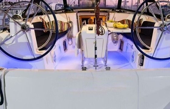 Sailboat Jeanneau Sun Odyssey 469 14.33m