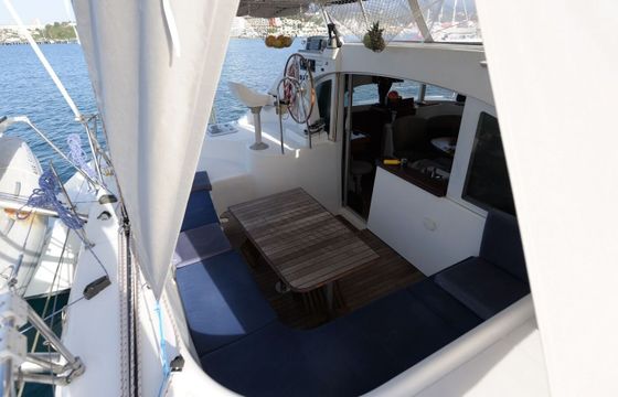 Catamaran LAGOON 380 11.55m