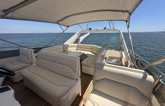 Motorboat PRINCESS 65 760hp