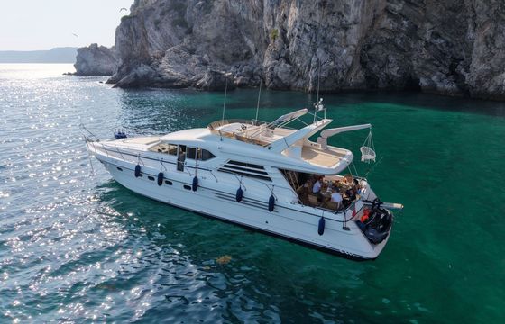 Motorboat PRINCESS 65 760hp