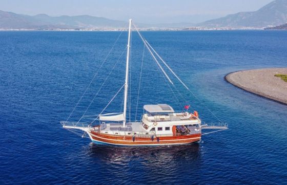 Gulet Luxury custom built gulet with a capacity of 8 Ketch 21m
