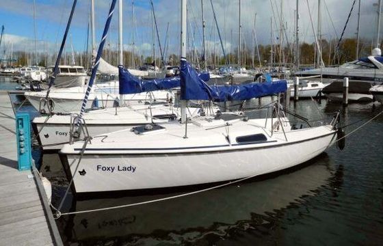 Sailboat Fox 22 6.5m