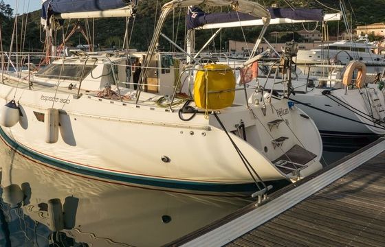 Sailboat Jeanneau Espace 990 10.35m