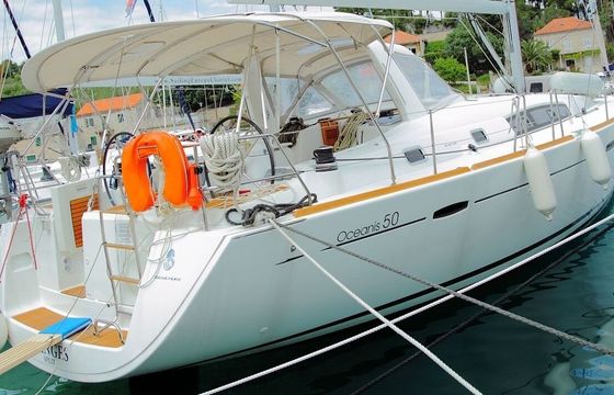 Sailboat Beneteau Oceanis 50 Family 15.42m