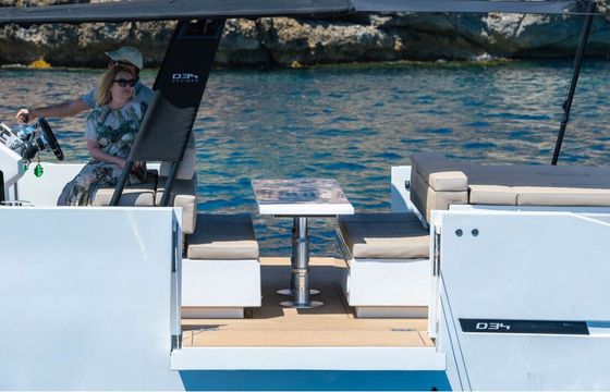 Motorboat De Antonio D34 Cruiser 500hp