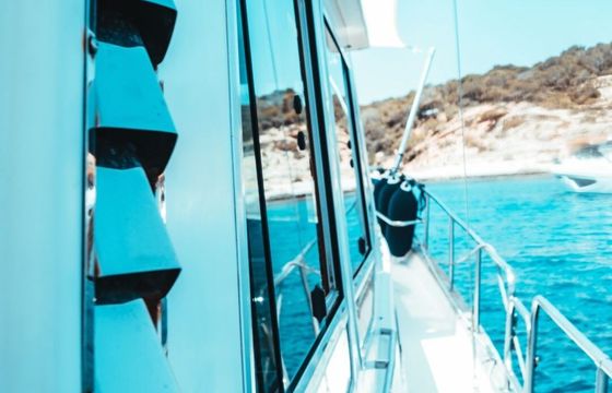 Motorboat Luxury Mallorquin Llaut Private Dining available on board 220hp