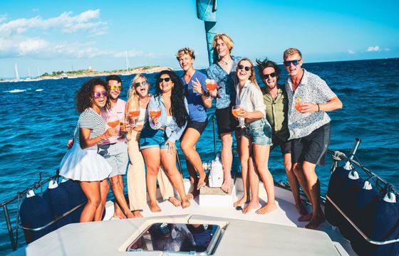 Motorboat Luxury Mallorquin Llaut Private Dining available on board 220hp