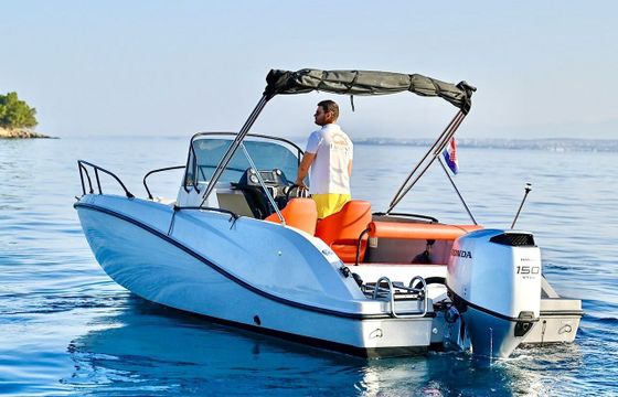 Motorboat Quicksilver Activ 675 Open LIMITED EDITION 150hp
