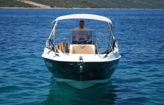 Motorboat Cayman Deluxe 150hp