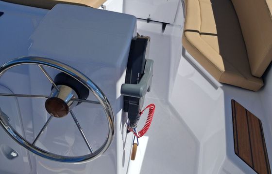 Boat without licence  Silver Yacht 525 10hp