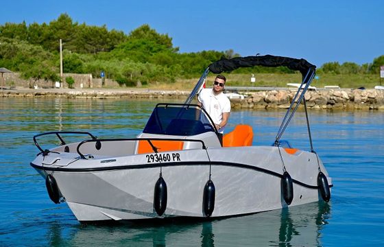 Motorboat Quicksilver Activ 555 Open LIMITED EDITION 100hp