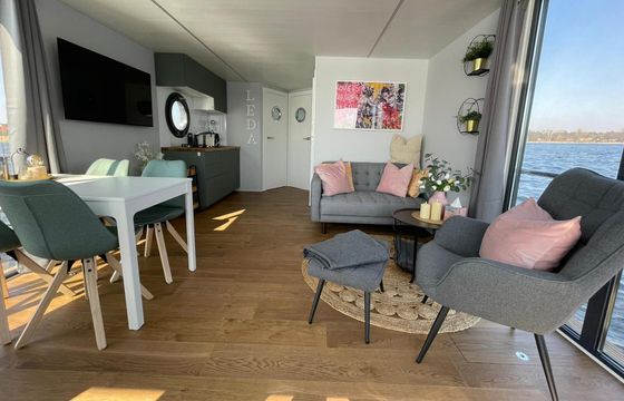 Houseboat La Mare Apart LL 2hp