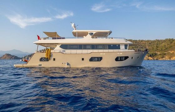 Motor yacht Custom built luxury motor yacht 2024 800hp
