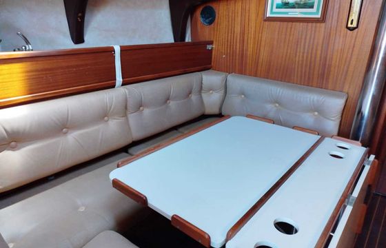 Sailboat Jeanneau Sun Fizz 40 12m
