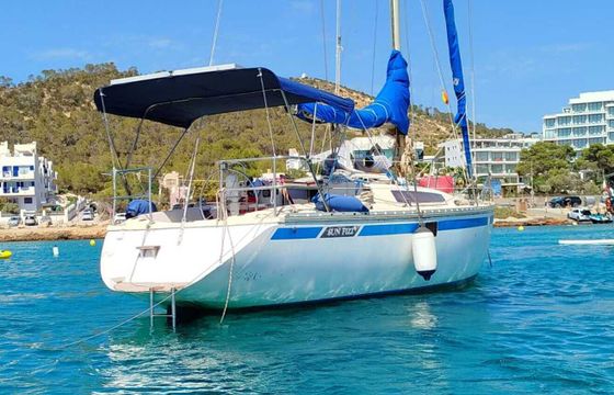 Sailboat Jeanneau Sun Fizz 40 12m