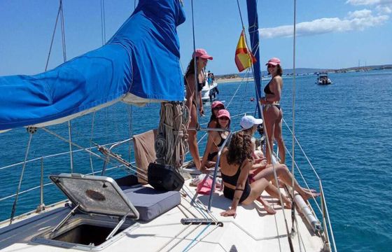 Sailboat Jeanneau Sun Fizz 40 12m