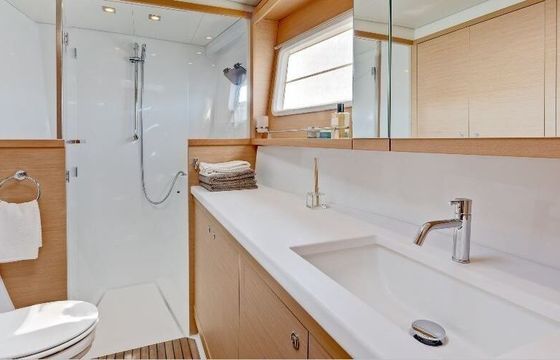 Catamaran LAGOON 450 S 13.96m