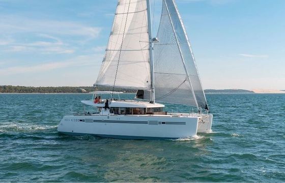 Catamaran LAGOON 450 S 13.96m