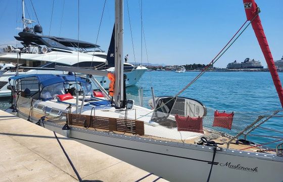 Sailboat Elan Exclusive 431 14m