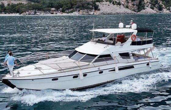 Motorboat Fairline Custom 1000hp