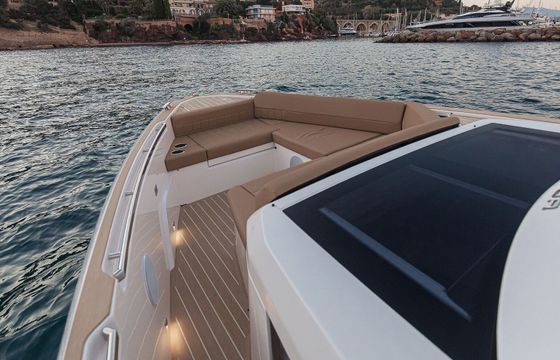 Motorboat Saxdor 400 GTS 700hp