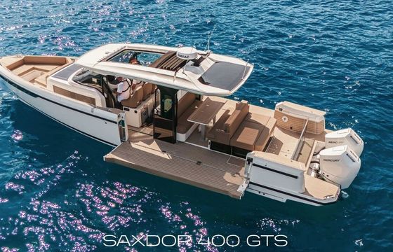 Motorboat Saxdor 400 GTS 700hp