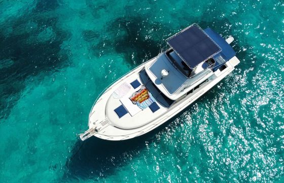 Motorboat SILVERTON Convertible 37 640hp