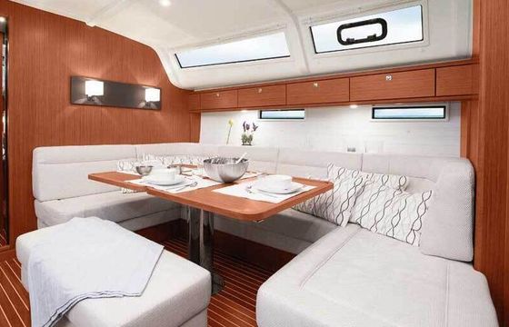 Sailboat Bavaria Cruiser 51 15m