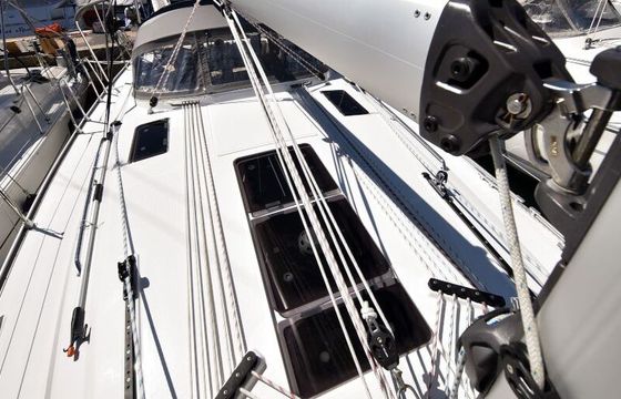Sailboat Bavaria Cruiser 41 12.35m