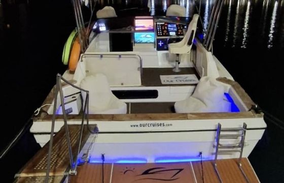 Motorboat Bayliner Conquest 39 400hp