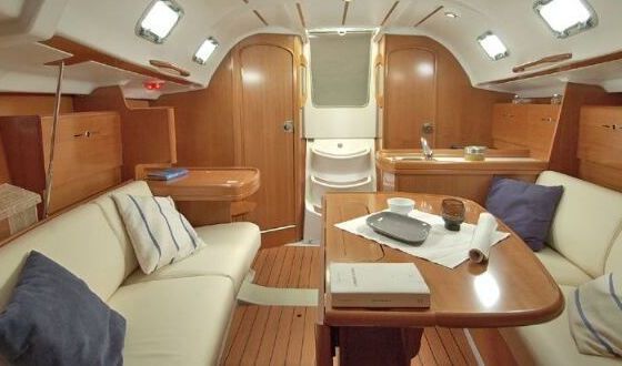 Sailboat Beneteau First 31.7 (2 cab) 9.5m
