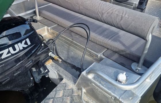 Boat without licence  Qwest Marine R450 10hp