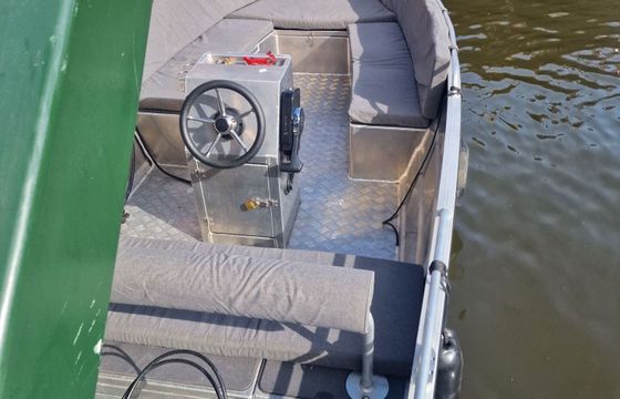 Boat without licence  Qwest Marine R450 10hp