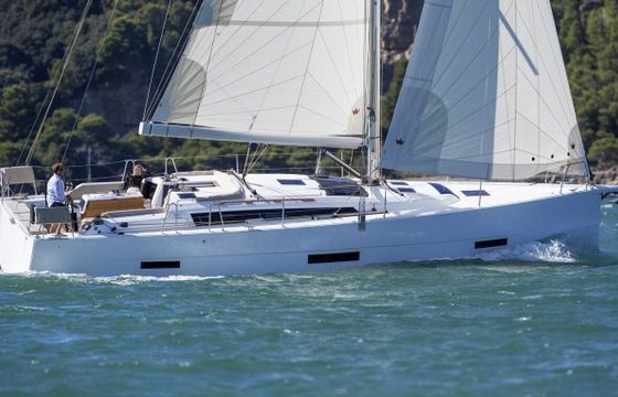 Sailboat Dufour Yachts Dufour 430 GL 13m