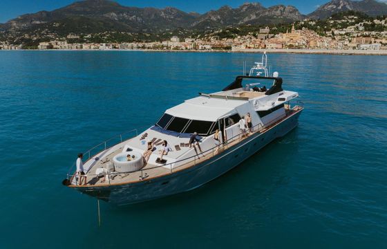 Motor yacht Canados Canados 90' 2600hp