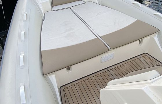 RIB Lomac Nautica 850 In 300hp