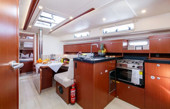 Sailboat Hanse Hanse 415 12m
