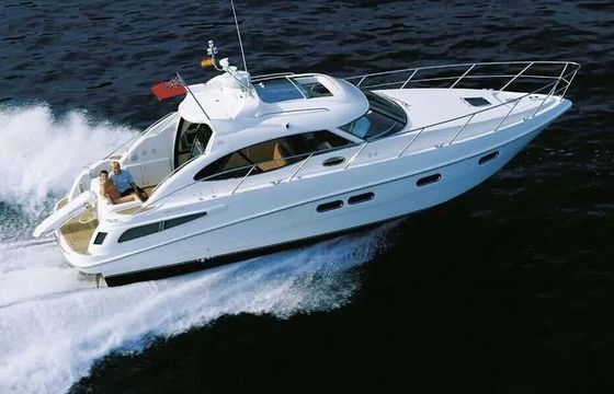 Motorboat Regal 3860 800hp