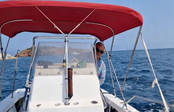 Motorboat Boston Whaler Outrage 21 250hp