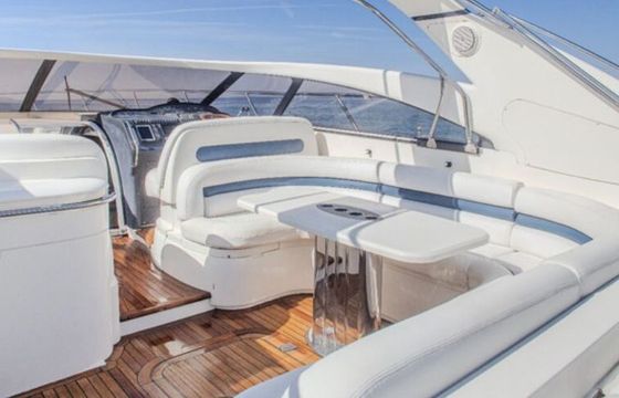Motorboat Princess V50 1030hp