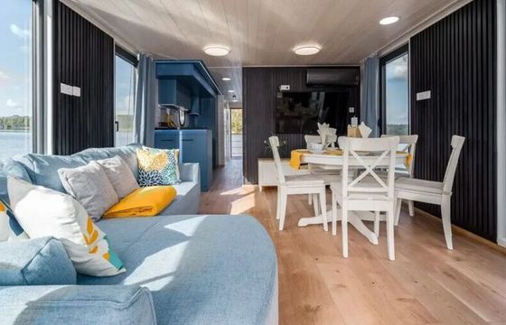 Houseboat WOMA D13