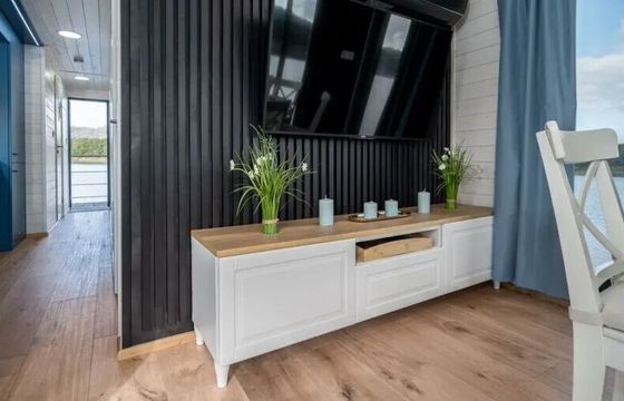 Houseboat WOMA D13