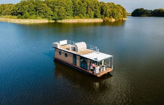 Houseboat WOMA D13