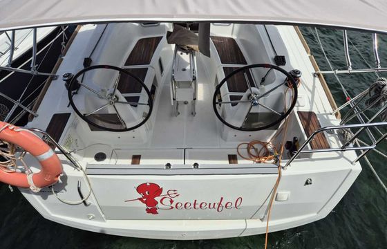 Sailboat Sun Odyssey 349 10.34m