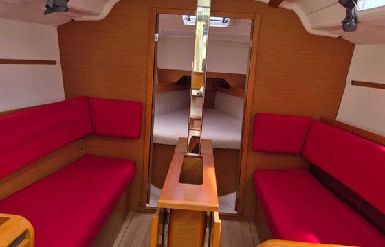 Sailboat Sun Odyssey 349 10.34m