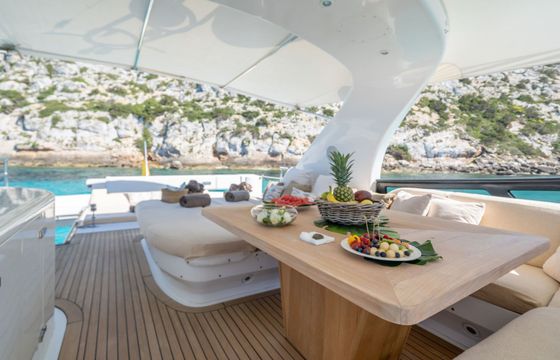 Motor yacht Maiora Yachts 24S 1550hp