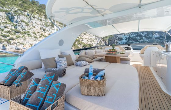 Motor yacht Maiora Yachts 24S 1550hp