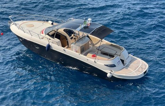 Motorboat Mano Marine GS 37 640hp